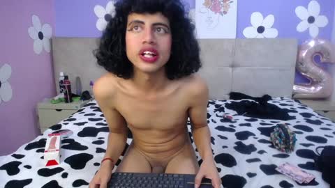 Snapshot of eimyflorian chatting on 01.25.25 Eimyflorian online show from 01.25.25