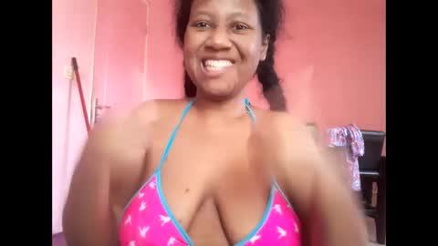 Eirondra Valeen online show from 11.19.25