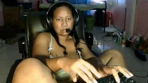 Snapshot of eirondra_valeen chatting on 02.05.26 Eirondra Valeen online show from 02.05.26