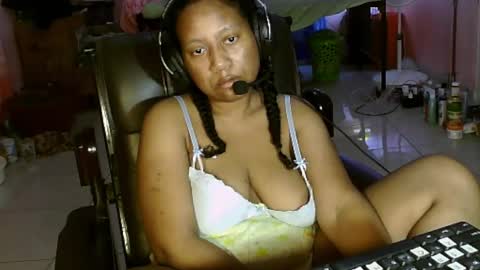 Snapshot of eirondra_valeen chatting on 02.28.26 Eirondra Valeen online show from 02.28.26