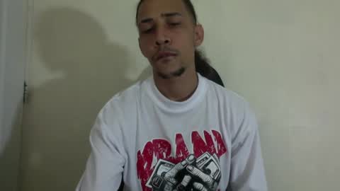 Instagram BelowAbajo online show from 04.09.26