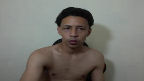 Instagram BelowAbajo online show from 04.17.26