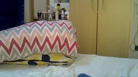 petite online show from 12.29.24