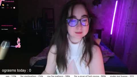 If you like it when I meow give me a thumbs up online show from 12.15.25