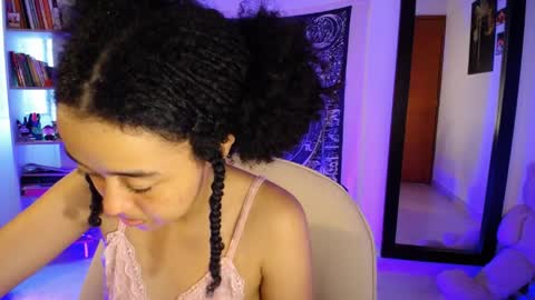 Ela  Help me reach 100 thumbs up online show from 04.05.26