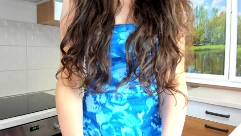 Ela online show from 10.24.25