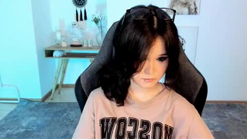 Your sweet girl online show from 02.28.25