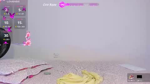Snapshot of elalove_ chatting on 06.19.26 Ela online show from 06.19.26