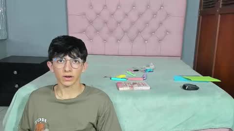 Elan Giralon online show from 01.14.26