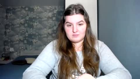 Snapshot of elanis_blair chatting on 12.19.24 Elanis online show from 12.19.24