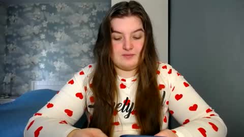 Snapshot of elanis_blair chatting on 01.26.25 Elanis online show from 01.26.25