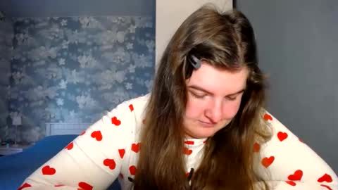 Snapshot of elanis_blair chatting on 02.20.25 Elanis online show from 02.20.25