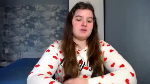Snapshot of elanis_blair chatting on 03.08.25 Elanis online show from 03.08.25
