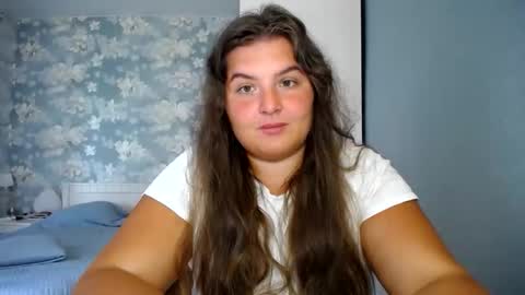 Snapshot of elanis_blair chatting on 09.10.25 Elanis online show from 09.10.25