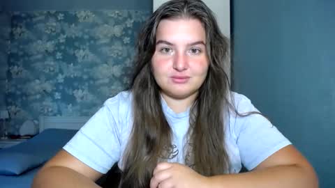 Snapshot of elanis_blair chatting on 09.20.25 Elanis online show from 09.20.25
