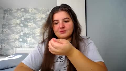 Snapshot of elanis_blair chatting on 10.08.25 Elanis online show from 10.08.25