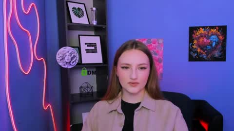 Elara online show from 04.22.26