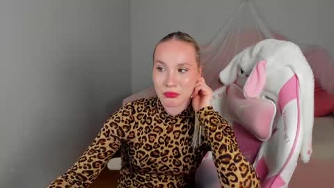 elaravoltage online show from 05.31.26