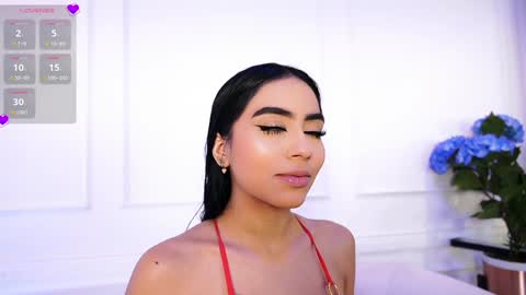 Elasummeer online show from 01.17.25