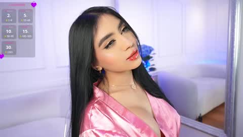 Elasummeer online show from 01.17.25