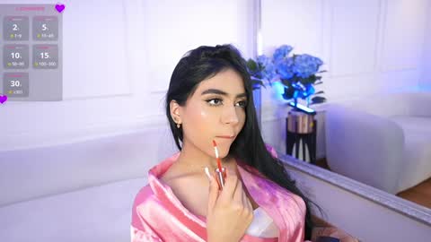 Elasummeer online show from 01.17.25