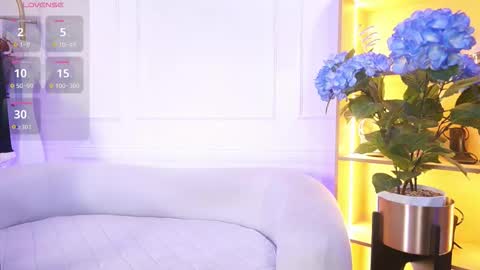 Elasummeer online show from 12.05.25