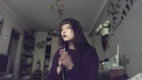 Snapshot of elaynetanton chatting on 05.17.26 Lia online show from 05.17.26