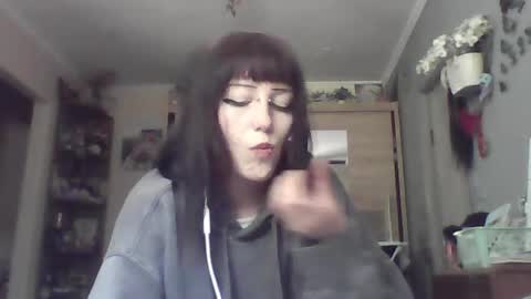 Snapshot of elaynetanton chatting on 05.20.26 Lia online show from 05.20.26