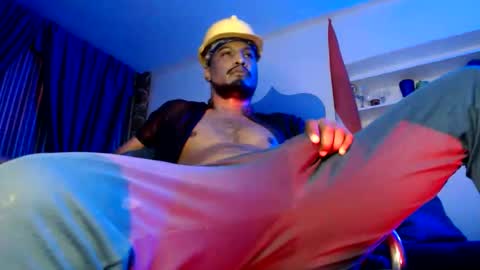 Snapshot of elcaballeroblack chatting on 11.13.25 elcaballeroblack online show from 11.13.25