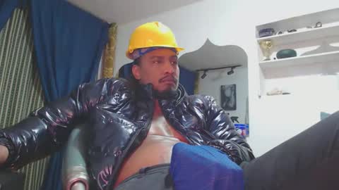 Snapshot of elcaballeroblack chatting on 11.26.25 elcaballeroblack online show from 11.26.25