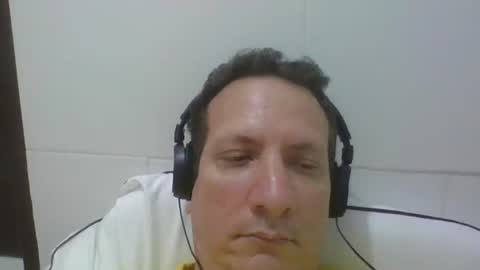 elcamello6 online show from 12.18.24