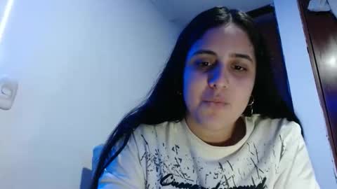 Snapshot of electraweb_09 chatting on 10.17.25 electraweb_09 online show from 10.17.25