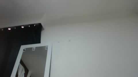 Snapshot of electraweb_09 chatting on 10.22.25 electraweb_09 online show from 10.22.25