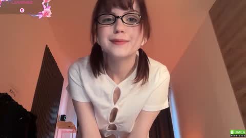 Snapshot of electric_woman chatting on 02.17.26 Aleksa online show from 02.17.26