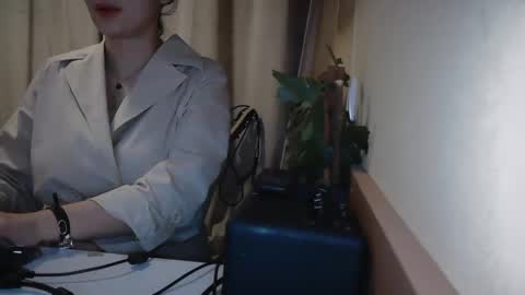 Snapshot of electrocute_me chatting on 01.26.25 Julia Follow me on Onlyfansju grosroberts online show from 01.26.25