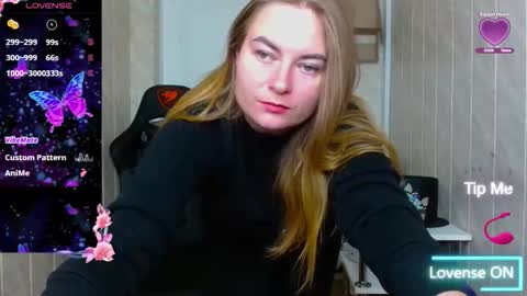 Elena online show from 10.14.25