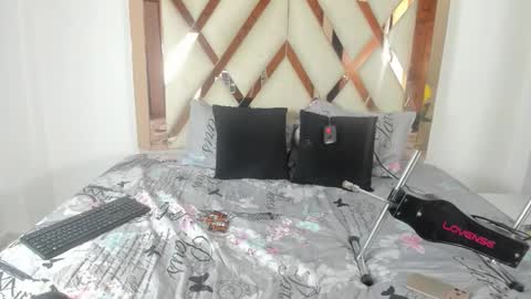 Elena online show from 02.12.26