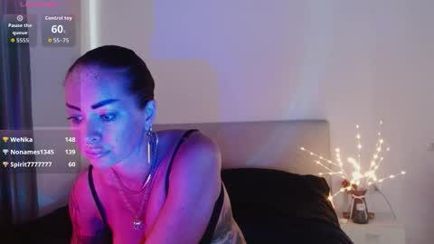 Snapshot of elena_ur_goddess chatting on 10.26.25 Elena online show from 10.26.25