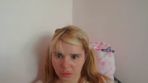 Snapshot of elenaflirt chatting on 07.12.26 Elena online show from 07.12.26