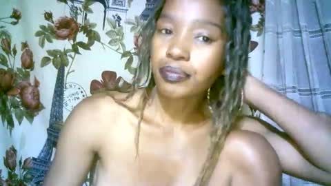 elenah013 online show from 12.04.24