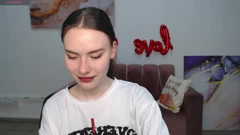 elenaoconar online show from 03.10.25