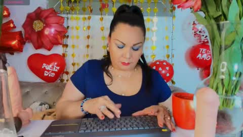 elenna_boobs_ online show from 09.19.25