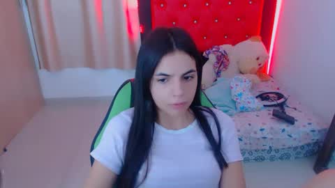 agnes online show from 12.15.24