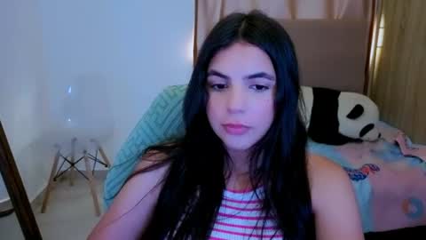 Snapshot of elenna_hotx chatting on 06.13.26 agnes online show from 06.13.26