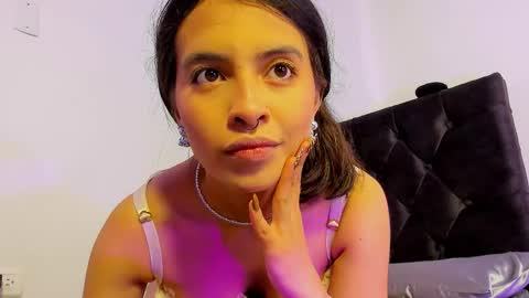 Elena  online show from 12.03.25