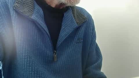 elfyonee online show from 11.09.25