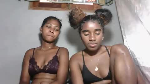 elia011 online show from 11.02.25