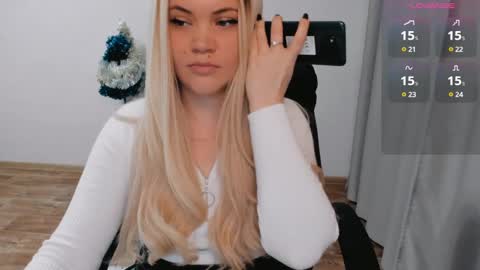 Ella online show from 01.08.25