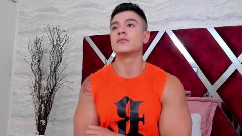Snapshot of elian_craig chatting on 01.20.25 Elian online show from 01.20.25