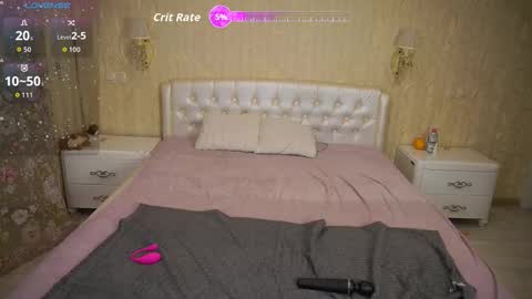 Luna online show from 10.31.25